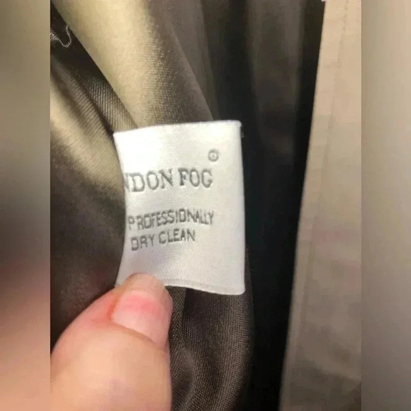 Vintage London Fog Tan Trench Cost with Removable Quilted Liner Size 44 - Picture 8 of 16